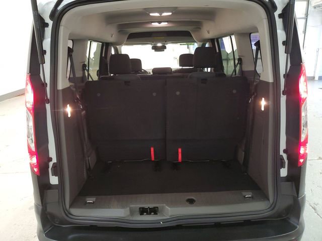 Used 2020 Ford Transit Connect XL image 24