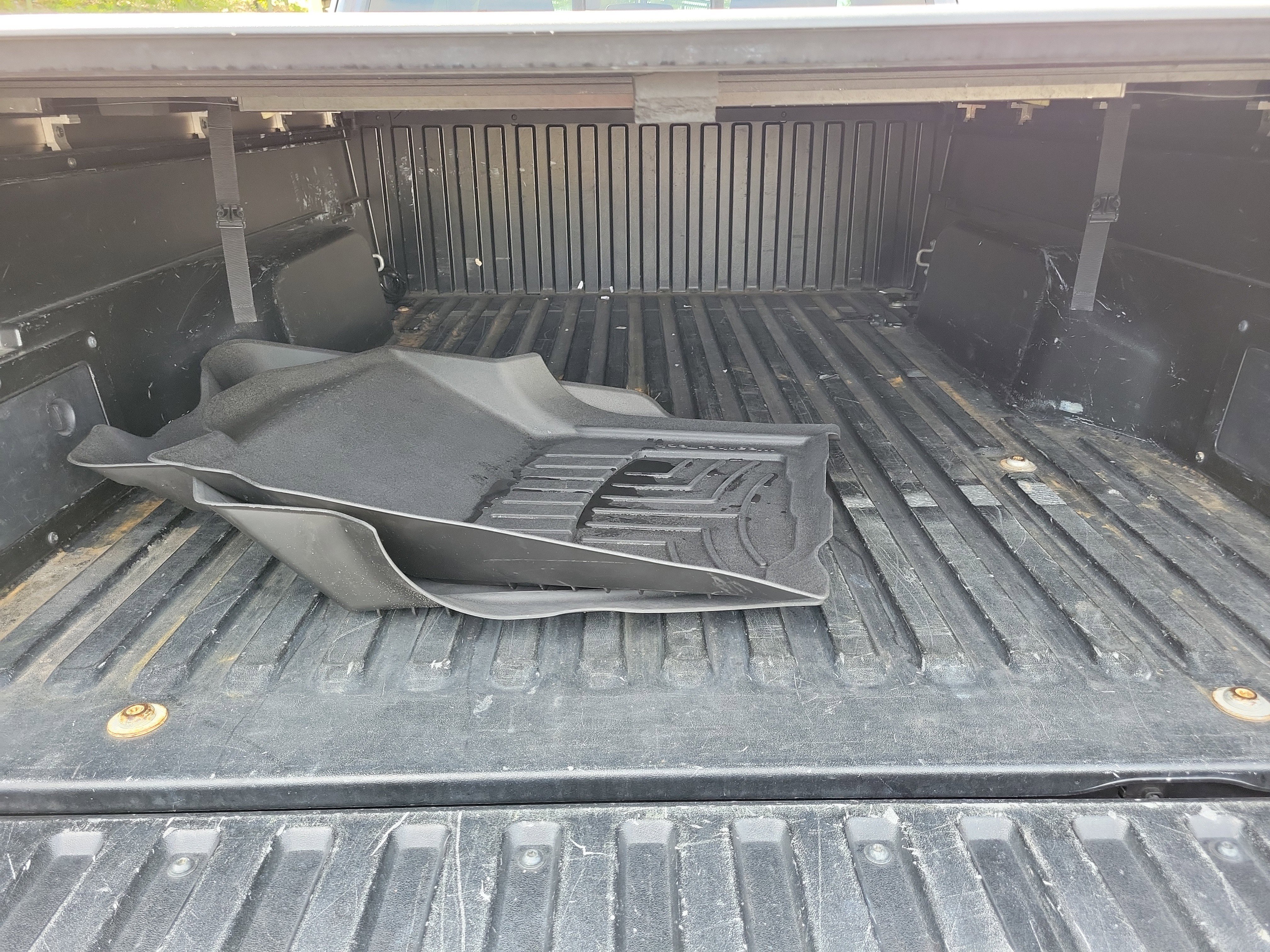 Used 2017 Toyota Tacoma TRD Sport w/ Tow Package RWD image 8