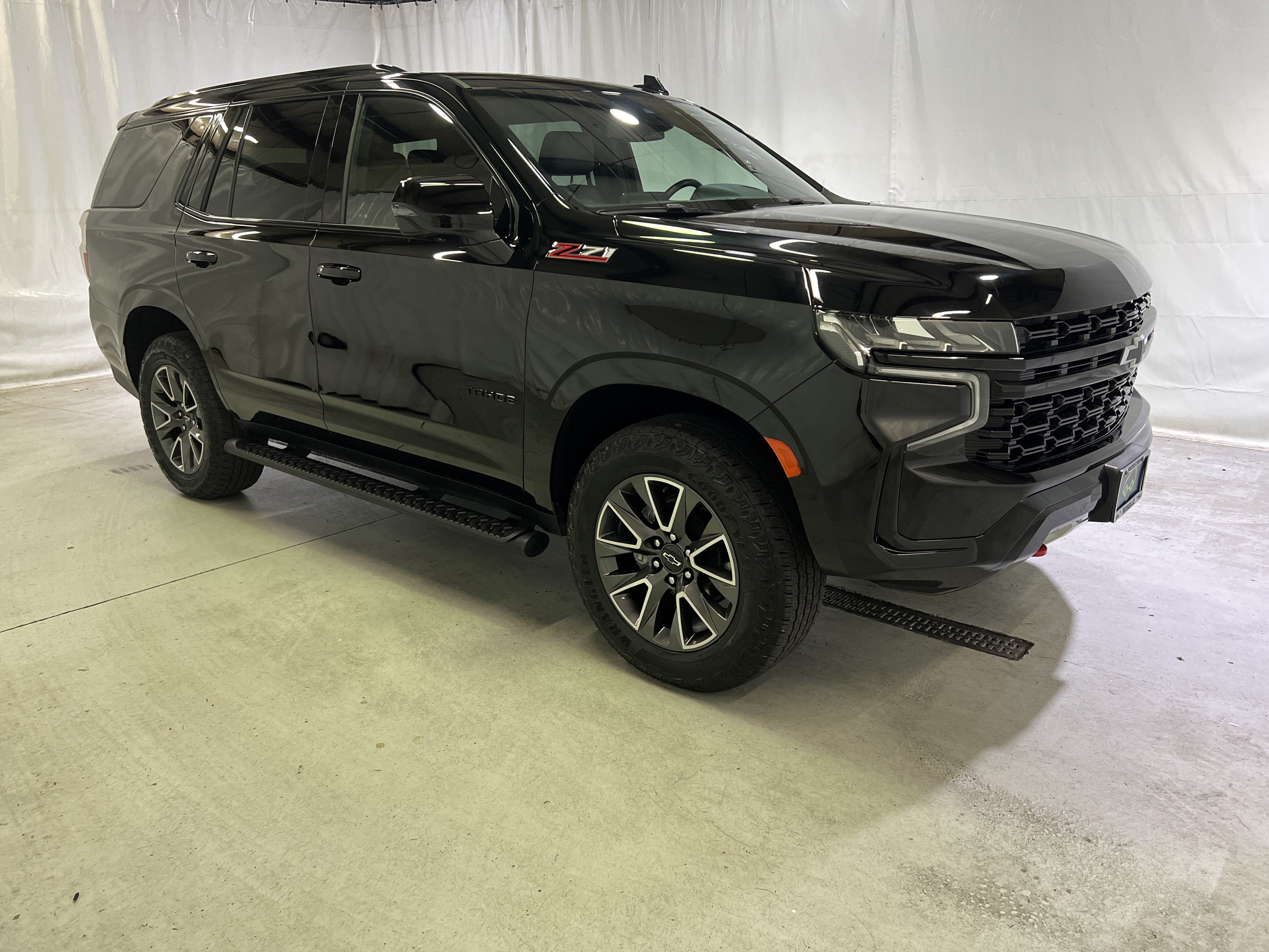 Certified 2023 Chevrolet Tahoe Z71 w/ Luxury Package AWD/4WD image 2
