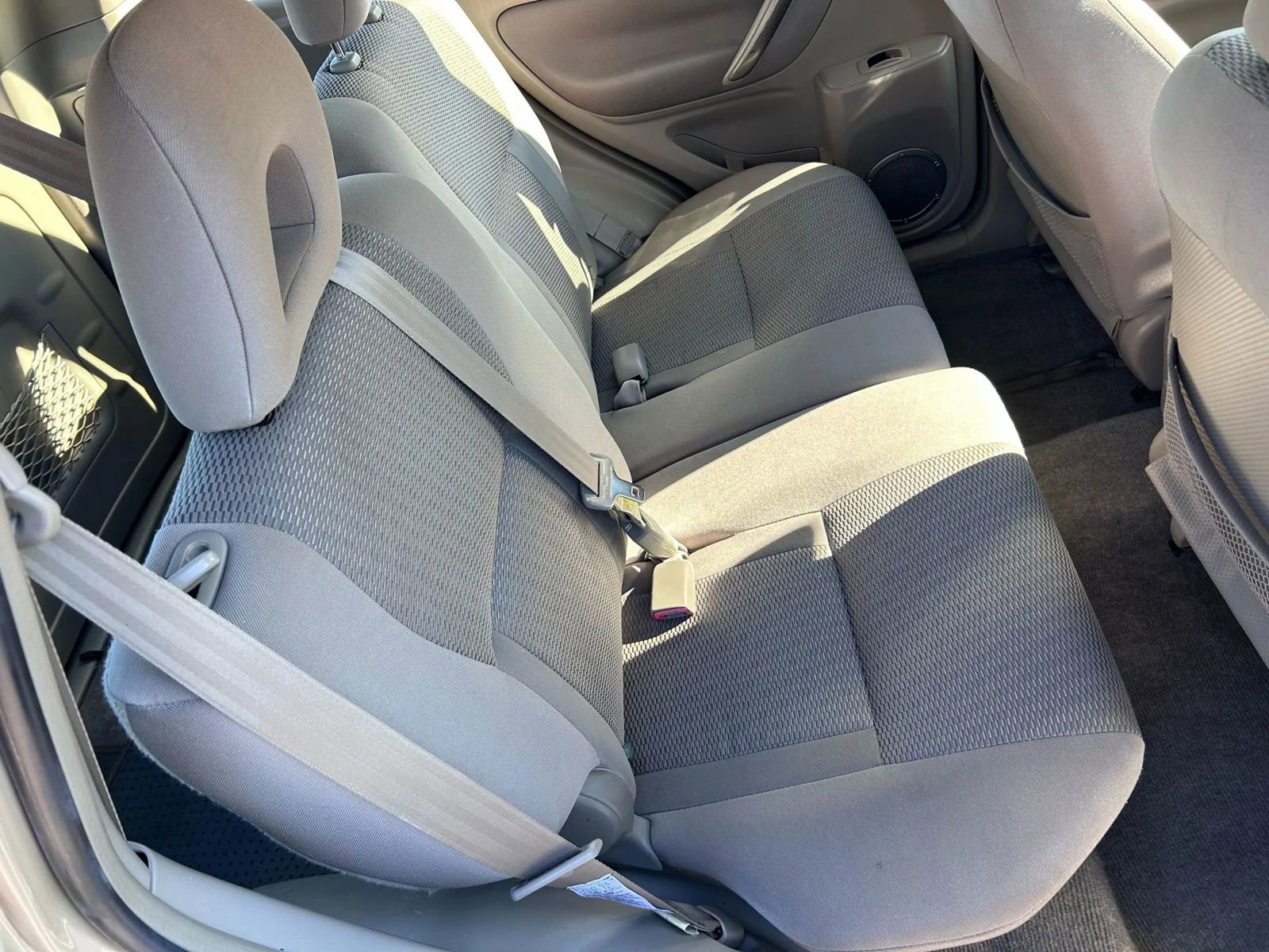 Used 2004 Toyota RAV4 4WD image 23