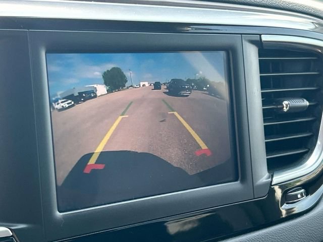 Used 2023 Chrysler Voyager LX FWD image 33