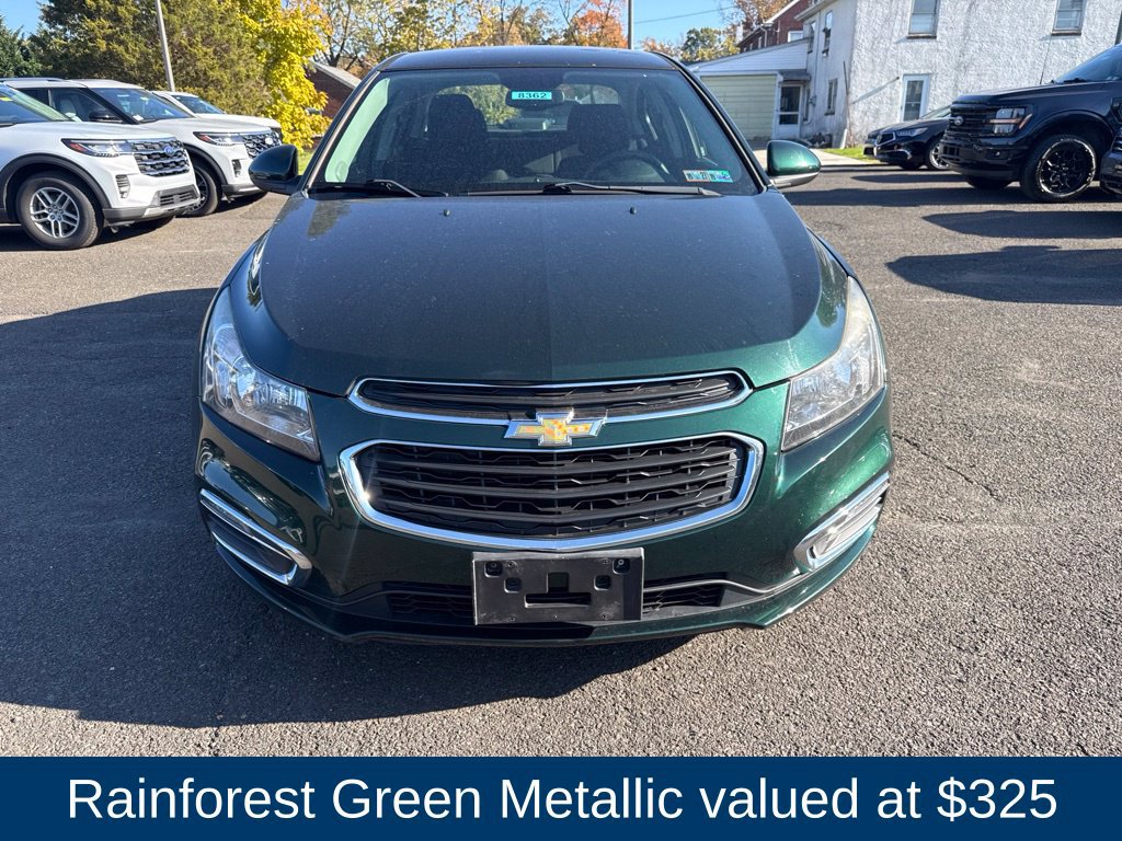 Used 2015 Chevrolet Cruze LT FWD image 2