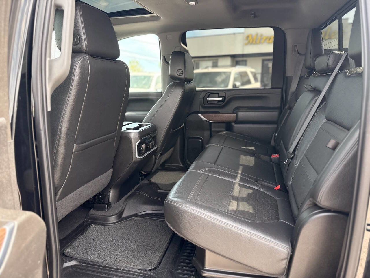 Used 2021 GMC Sierra 2500 Denali w/ Denali Ultimate Package AWD/4WD image 21