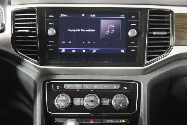 Used 2023 Volkswagen Atlas SE image 29