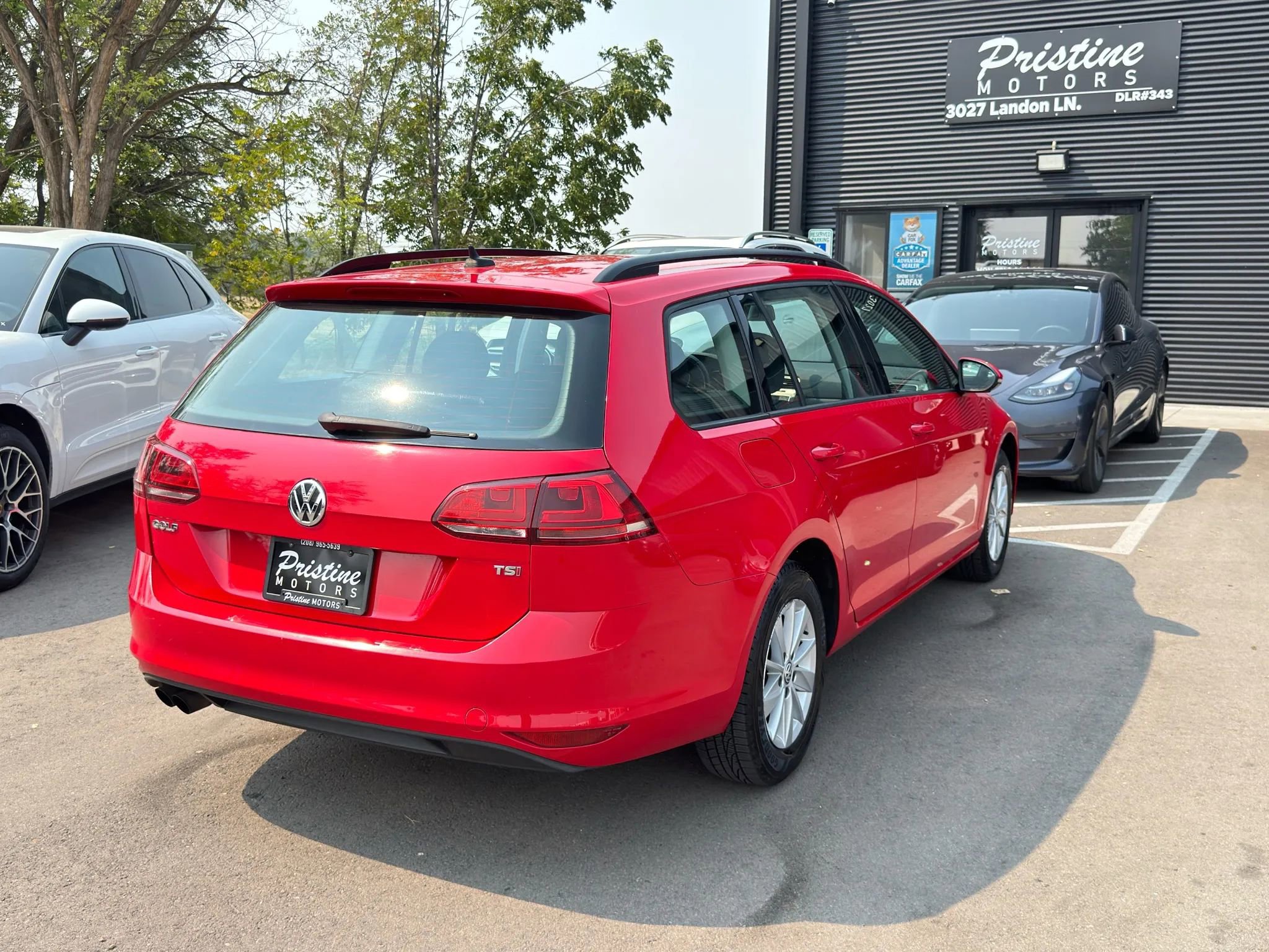 Used 2016 Volkswagen Golf S image 5