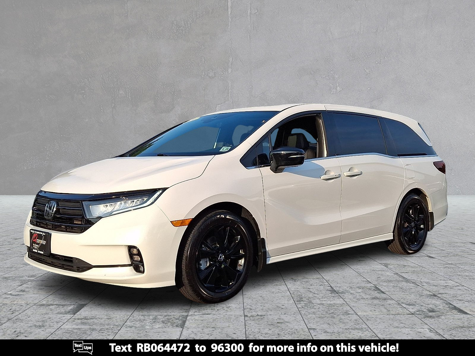 Used 2024 Honda Odyssey Sport image 1