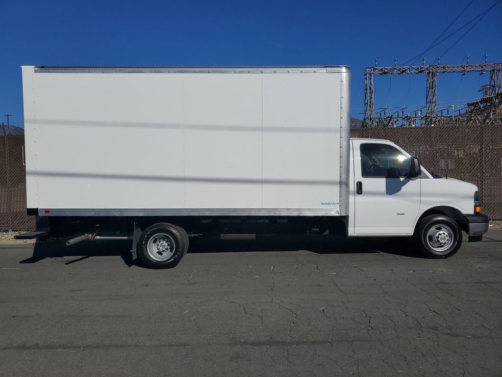 New 2025 Chevrolet Express 3500 w/ Power Convenience Package image 2