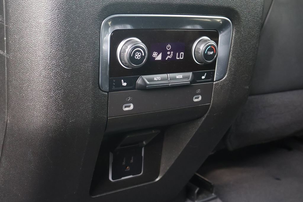 Certified 2024 Chevrolet Suburban Premier AWD/4WD image 47