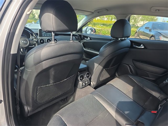 Used 2018 Kia Stinger image 10