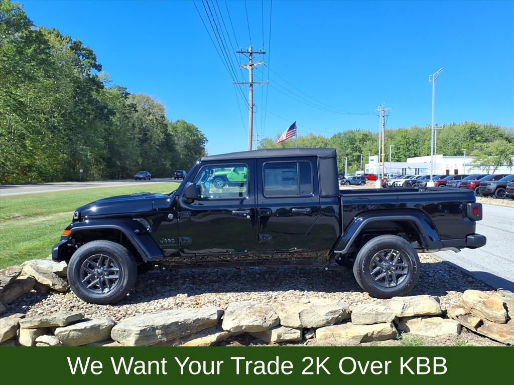 New 2025 Jeep Gladiator Sport image 1
