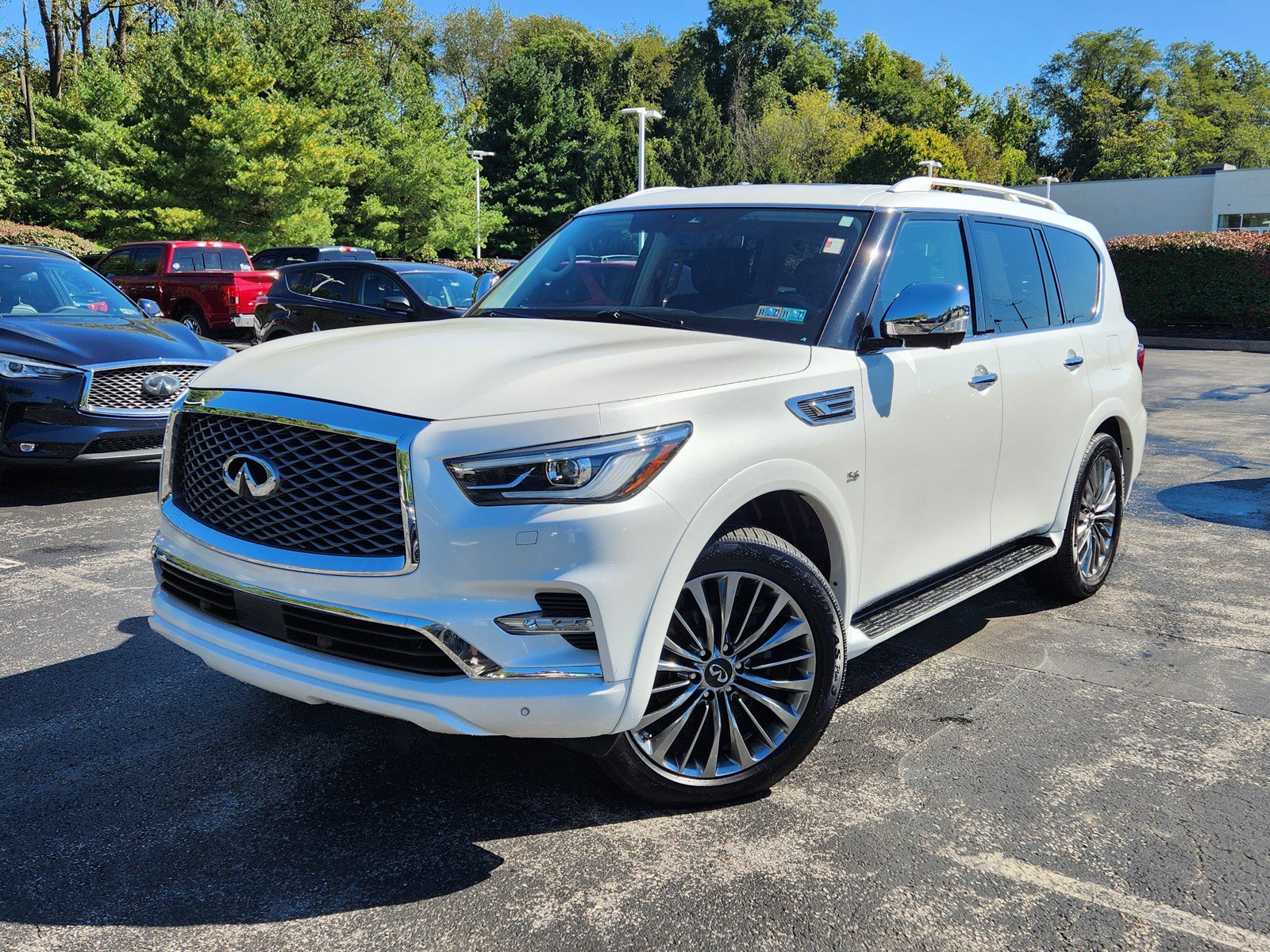 Used 2018 INFINITI QX80 4WD w/ Deluxe Technology Package