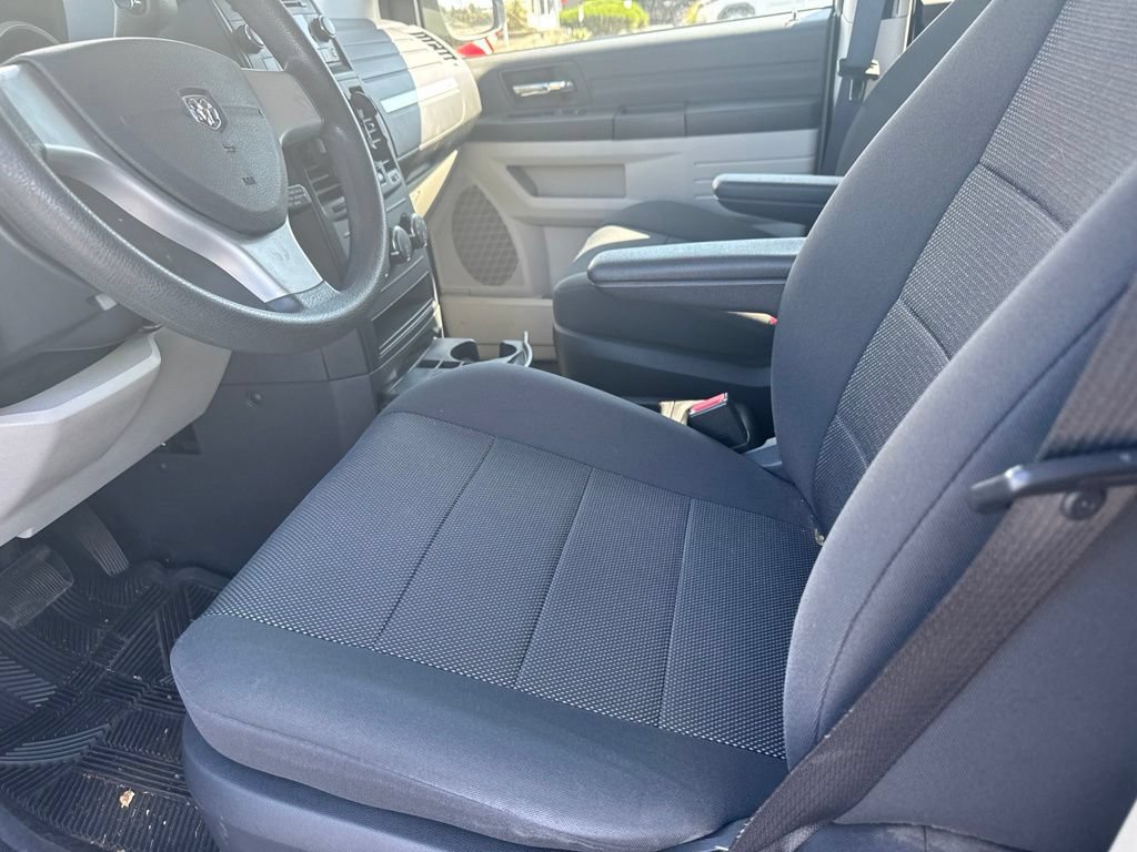 Used 2009 Dodge Grand Caravan SE FWD image 3