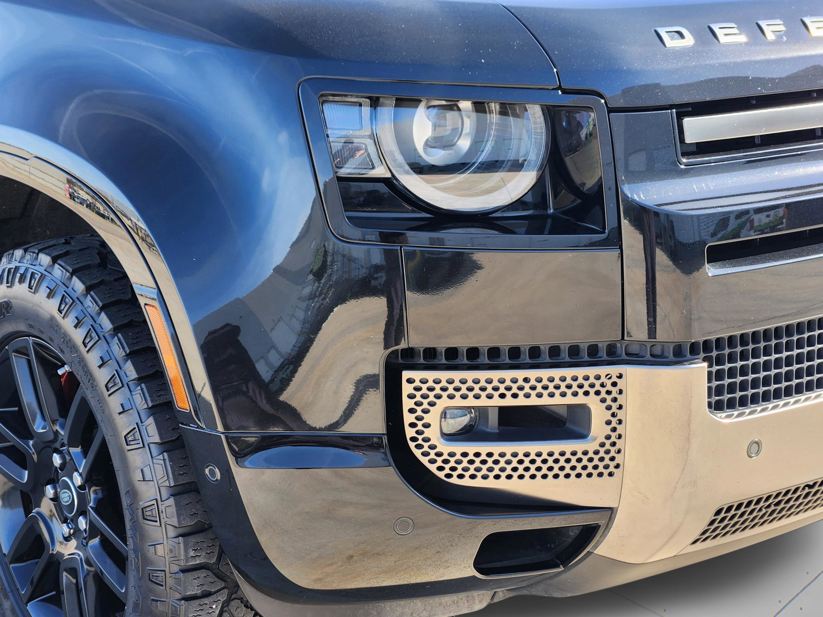 Used 2020 Land Rover Defender 110 X image 7