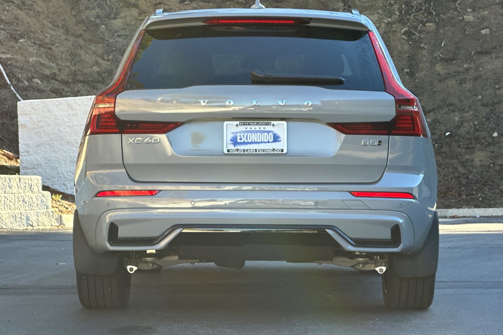 New 2026 Volvo XC60 B5 Ultra w/ Climate Package image 6