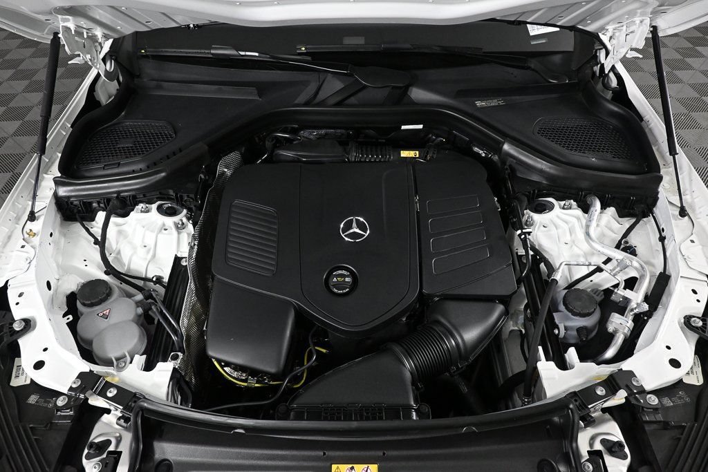 New 2025 Mercedes-Benz GLC 300 4MATIC image 28