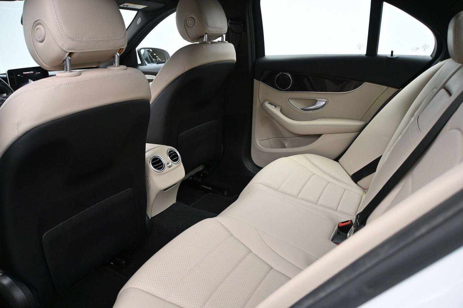Used 2018 Mercedes-Benz C 300 4MATIC Sedan image 11