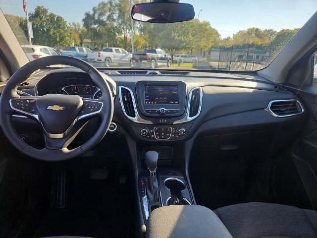 Used 2024 Chevrolet Equinox LT FWD image 12
