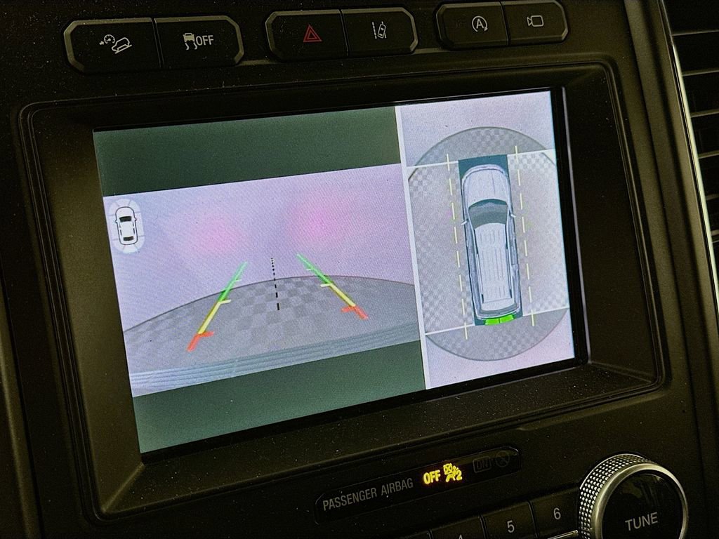 Used 2021 Ford Expedition Max Limited image 21