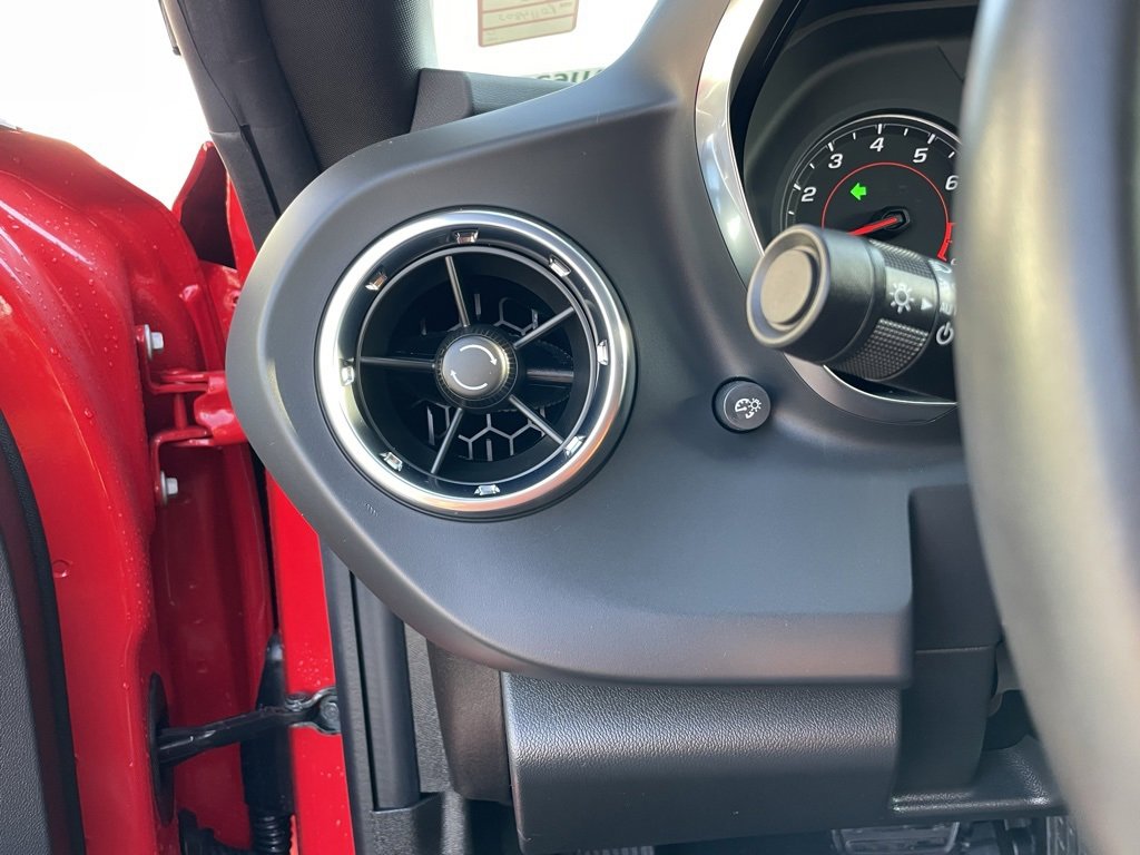 Used 2024 Chevrolet Camaro LT image 13