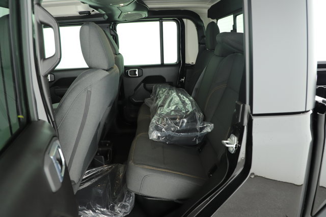 New 2026 Jeep Gladiator Sport image 10