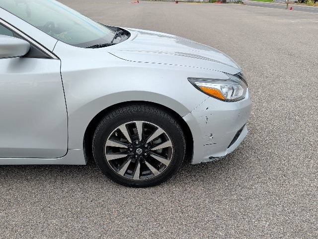 Used 2018 Nissan Altima 2.5 SV FWD image 11