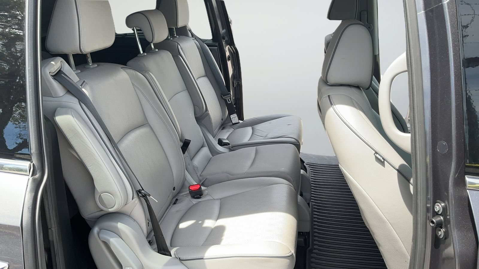 Used 2023 Honda Odyssey Elite image 51