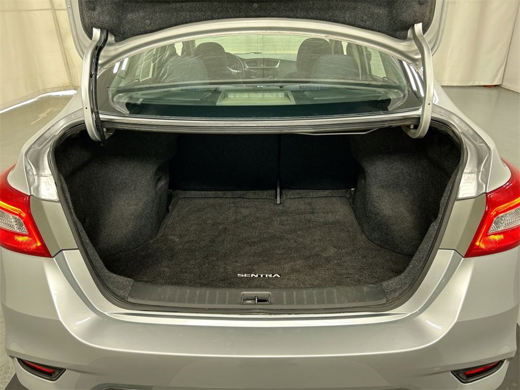 Used 2018 Nissan Sentra SV image 21