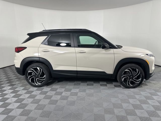 New 2026 Chevrolet TrailBlazer RS w/ Convenience Package image 2