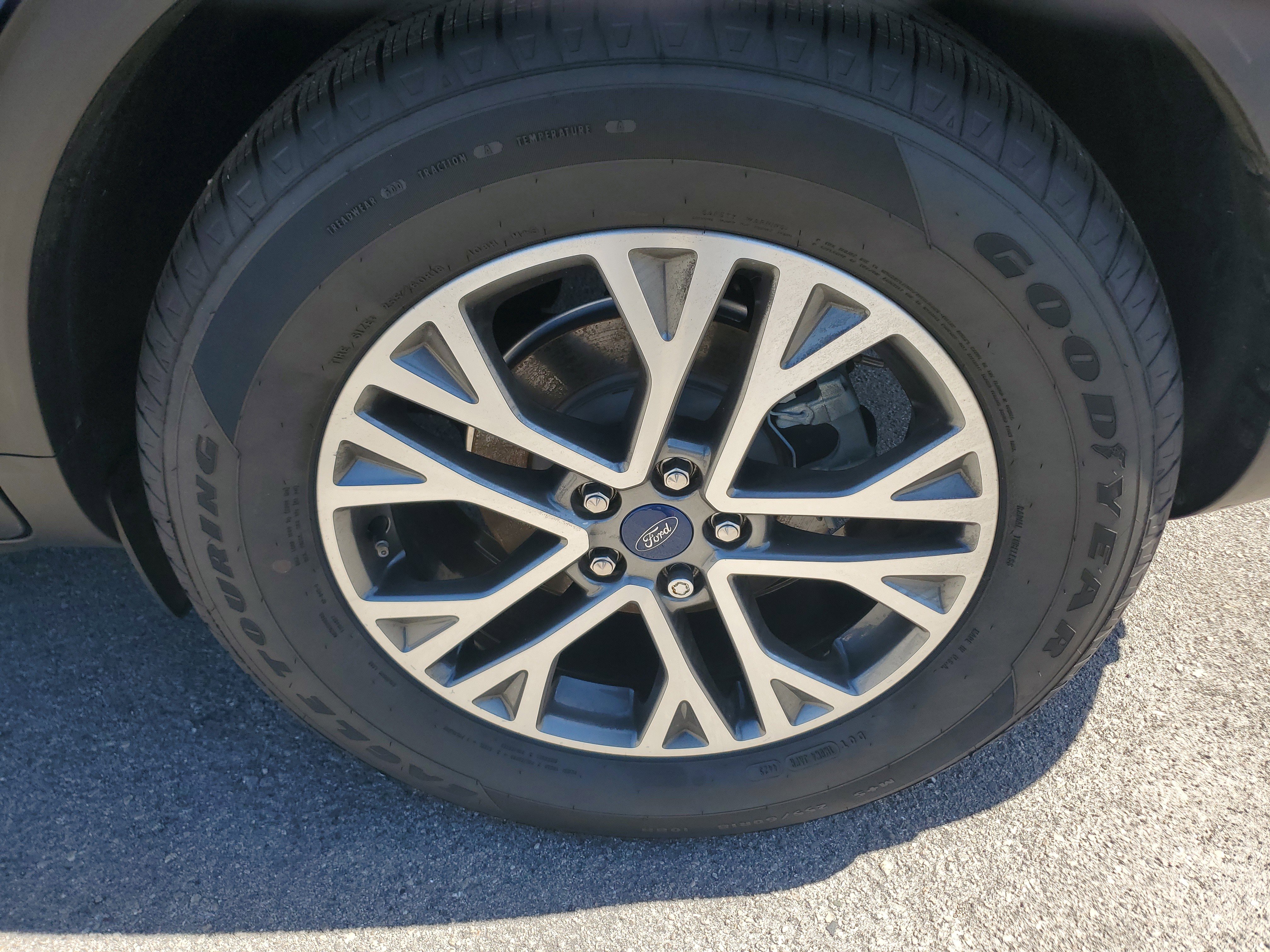 Used 2022 Ford Escape SEL w/ Technology Package image 30