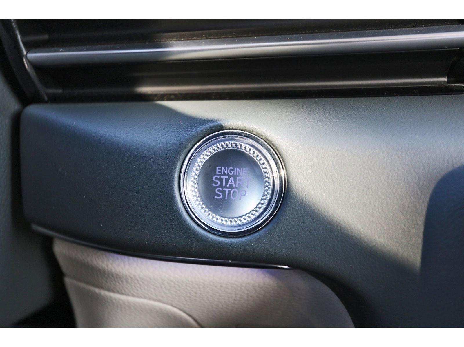 Used 2025 Genesis GV80 2.5T Advanced image 28