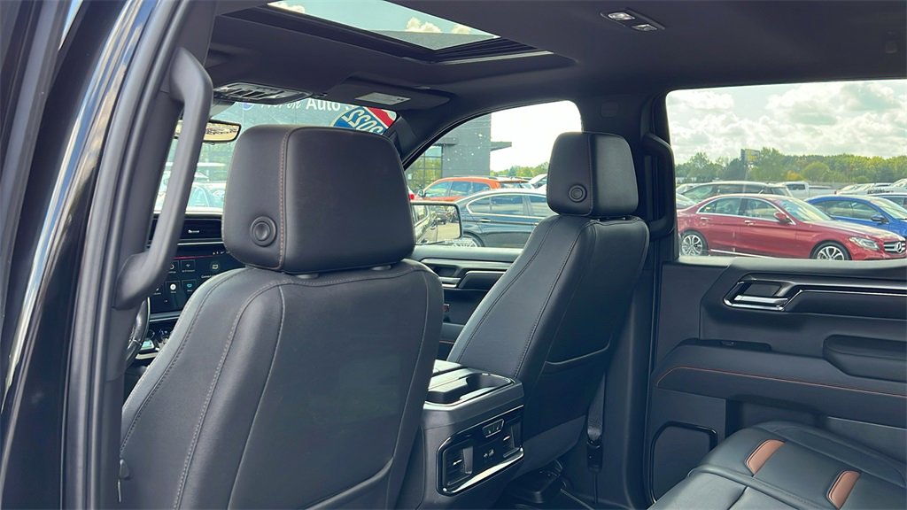 Used 2022 GMC Sierra 1500 AT4 w/ AT4 Premium Package image 31