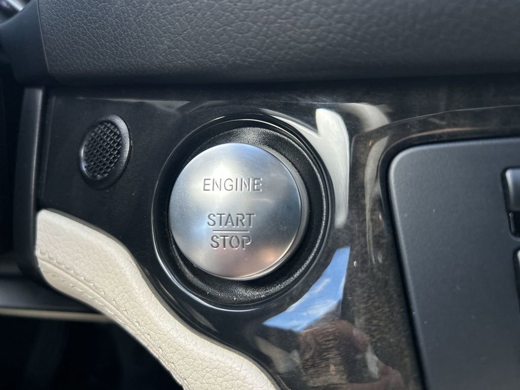 Used 2015 Mercedes-Benz SL 63 AMG image 38