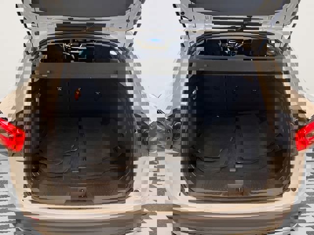 Used 2025 Chevrolet Trax LT w/ LT Convenience Package image 9