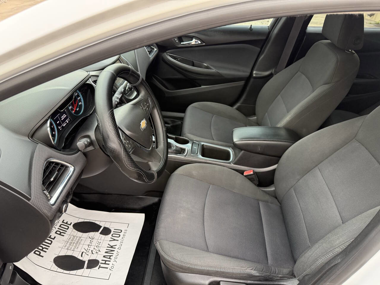 Used 2017 Chevrolet Cruze LT image 15