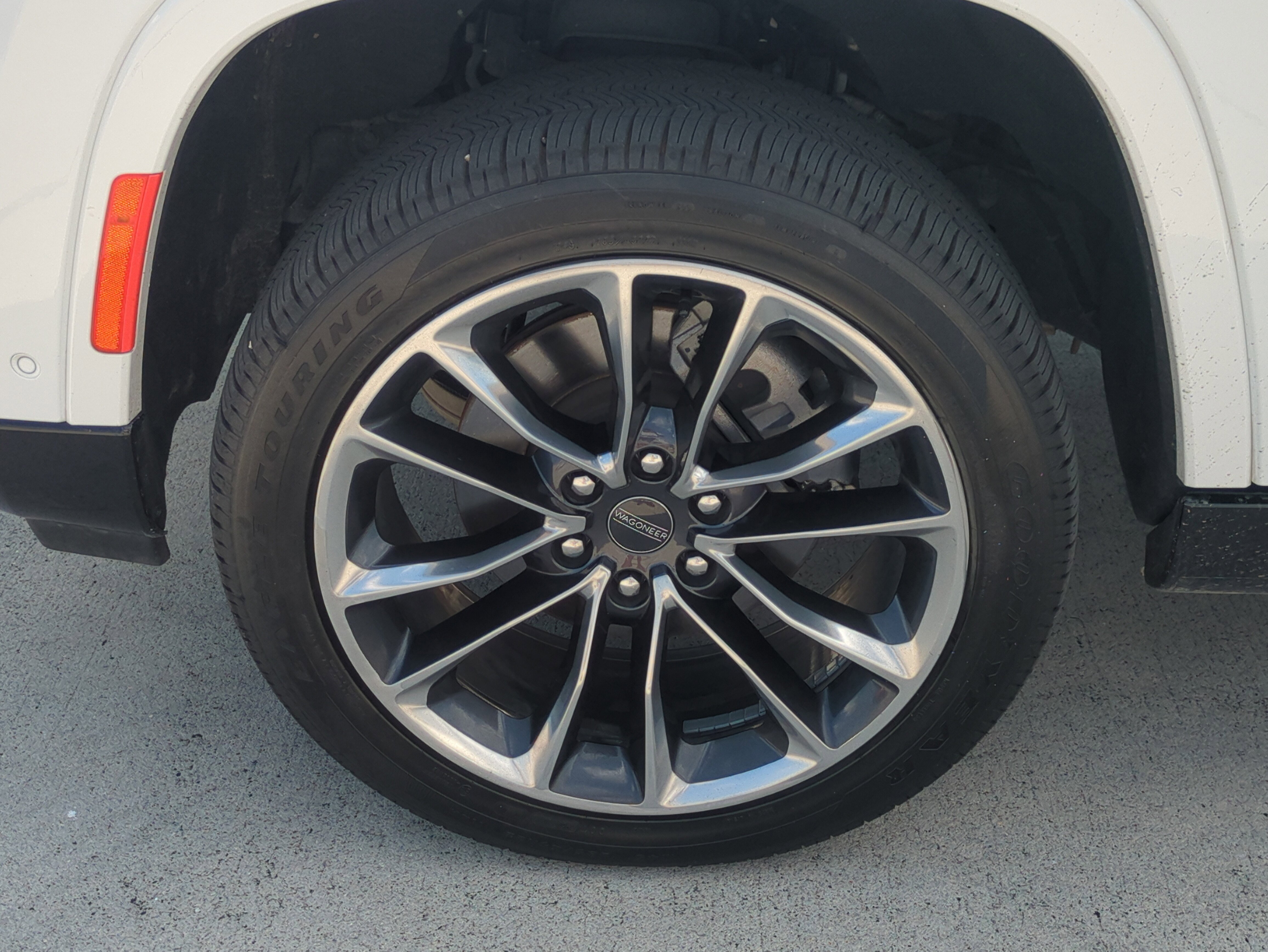 Certified 2024 Jeep Grand Wagoneer L Series III image 10