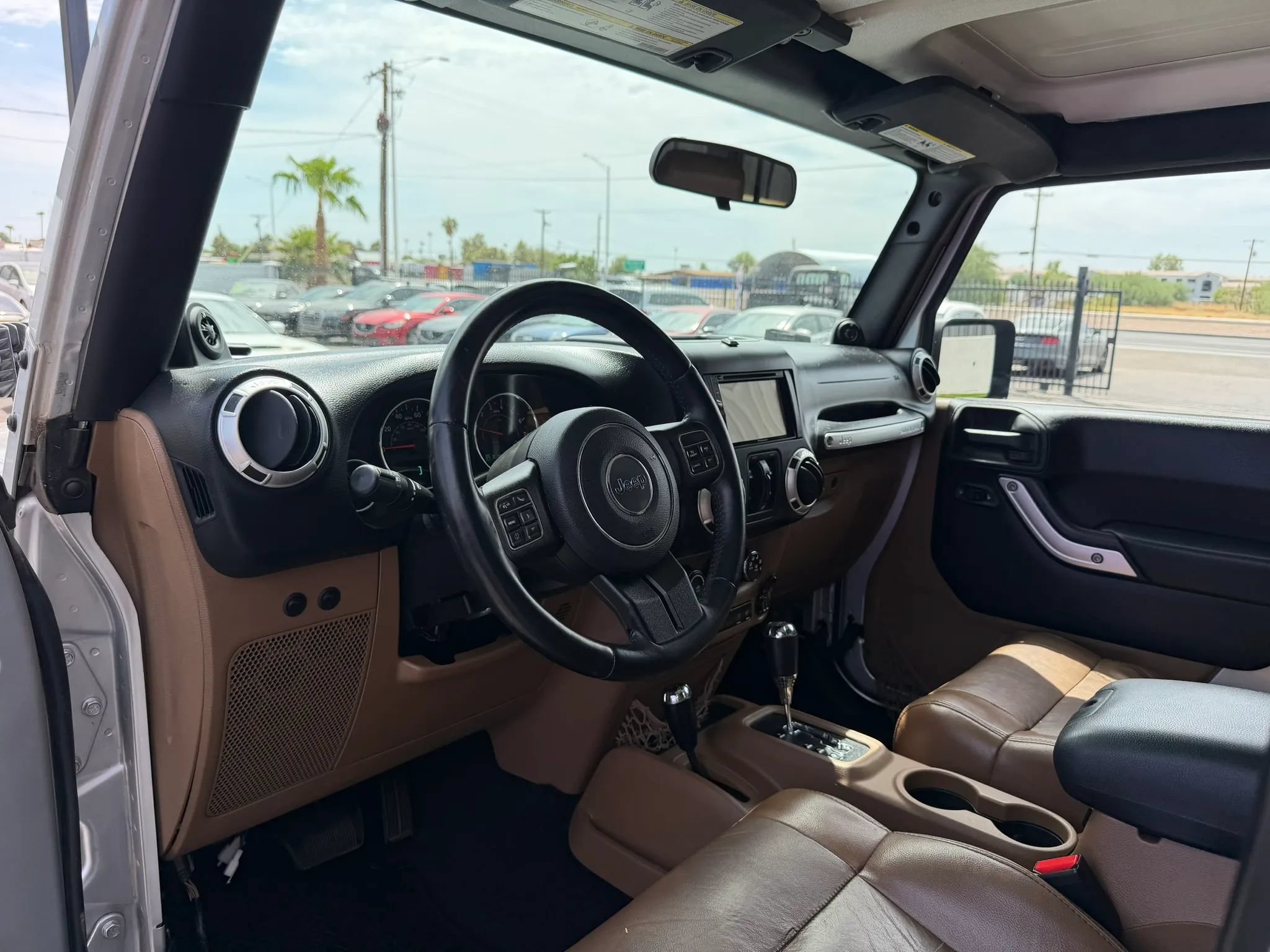 Used 2012 Jeep Wrangler Unlimited Sahara w/ Connectivity Group AWD/4WD image 20