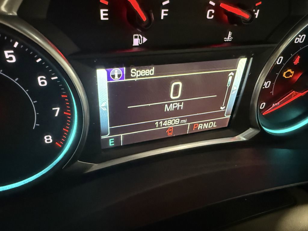 Used 2018 Chevrolet Malibu LT w/ Leather Package image 9