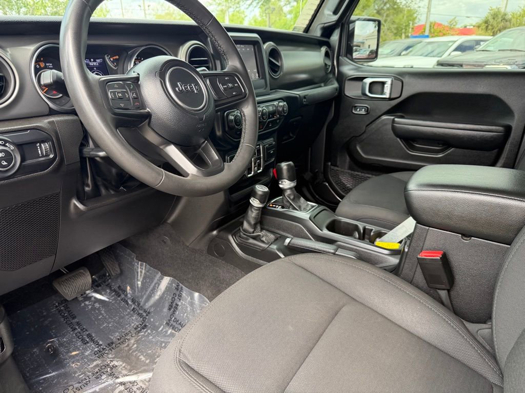 Used 2023 Jeep Gladiator Sport AWD/4WD image 22