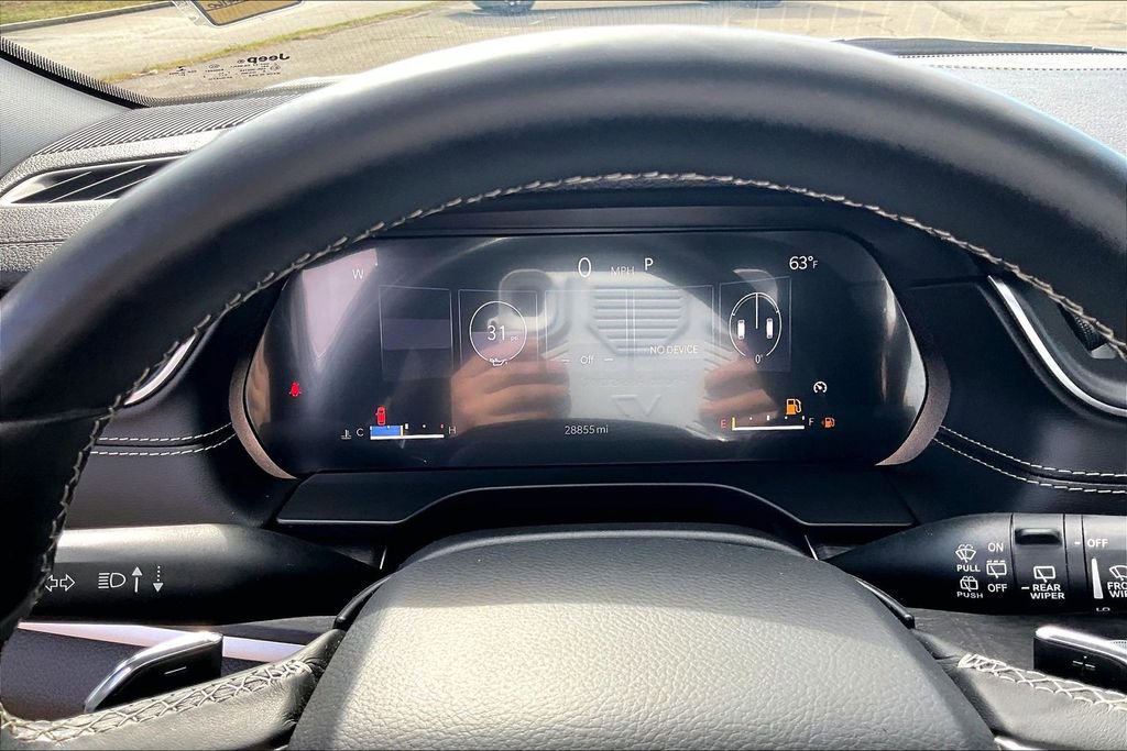 Used 2021 Jeep Grand Cherokee L Limited image 17