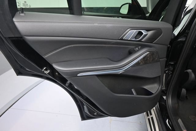 Used 2023 BMW X5 xDrive40i w/ Premium Package AWD/4WD image 26