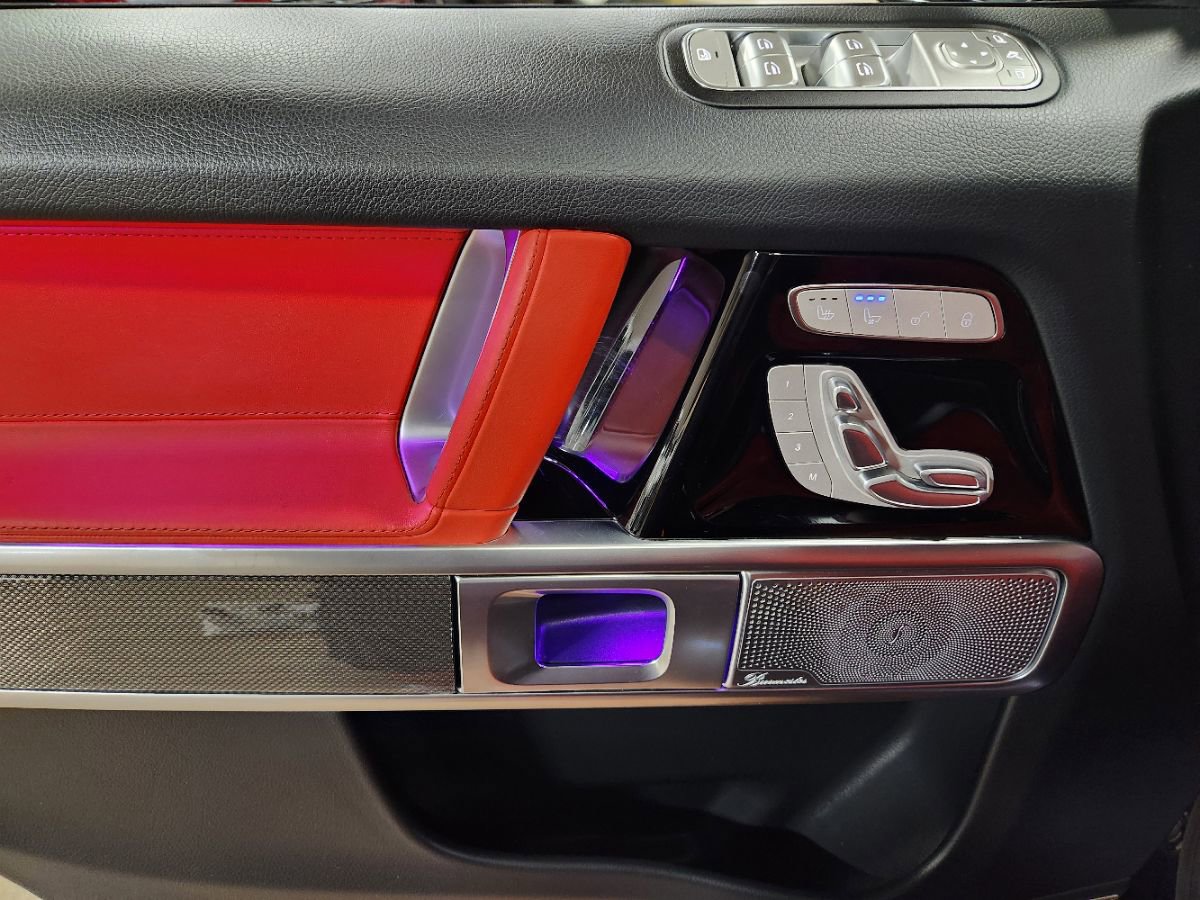 Used 2025 Mercedes-Benz G 550 image 41