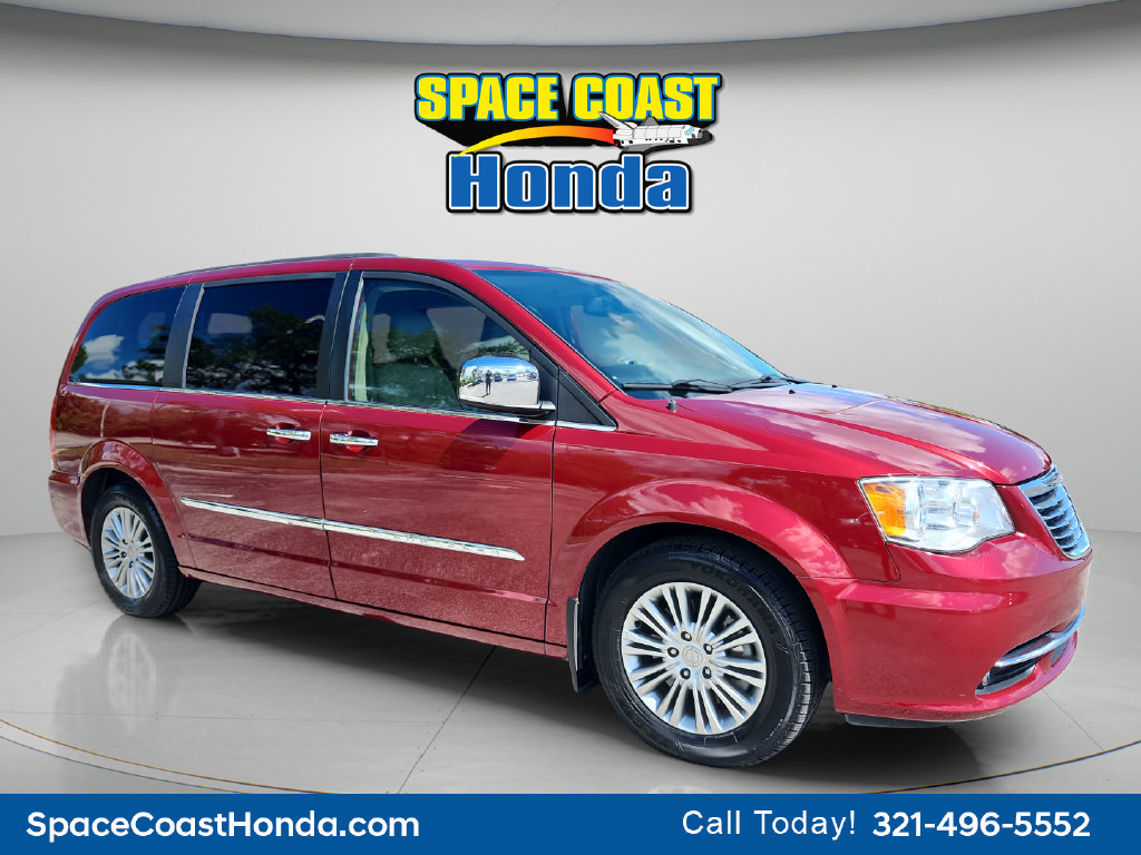 Used 2015 Chrysler Town & Country Touring-L w/ Driver Convenience Group