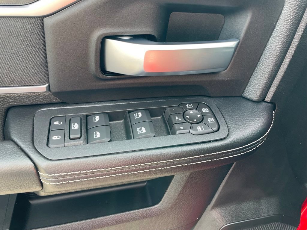 New 2026 RAM 2500 Big Horn AWD/4WD image 10