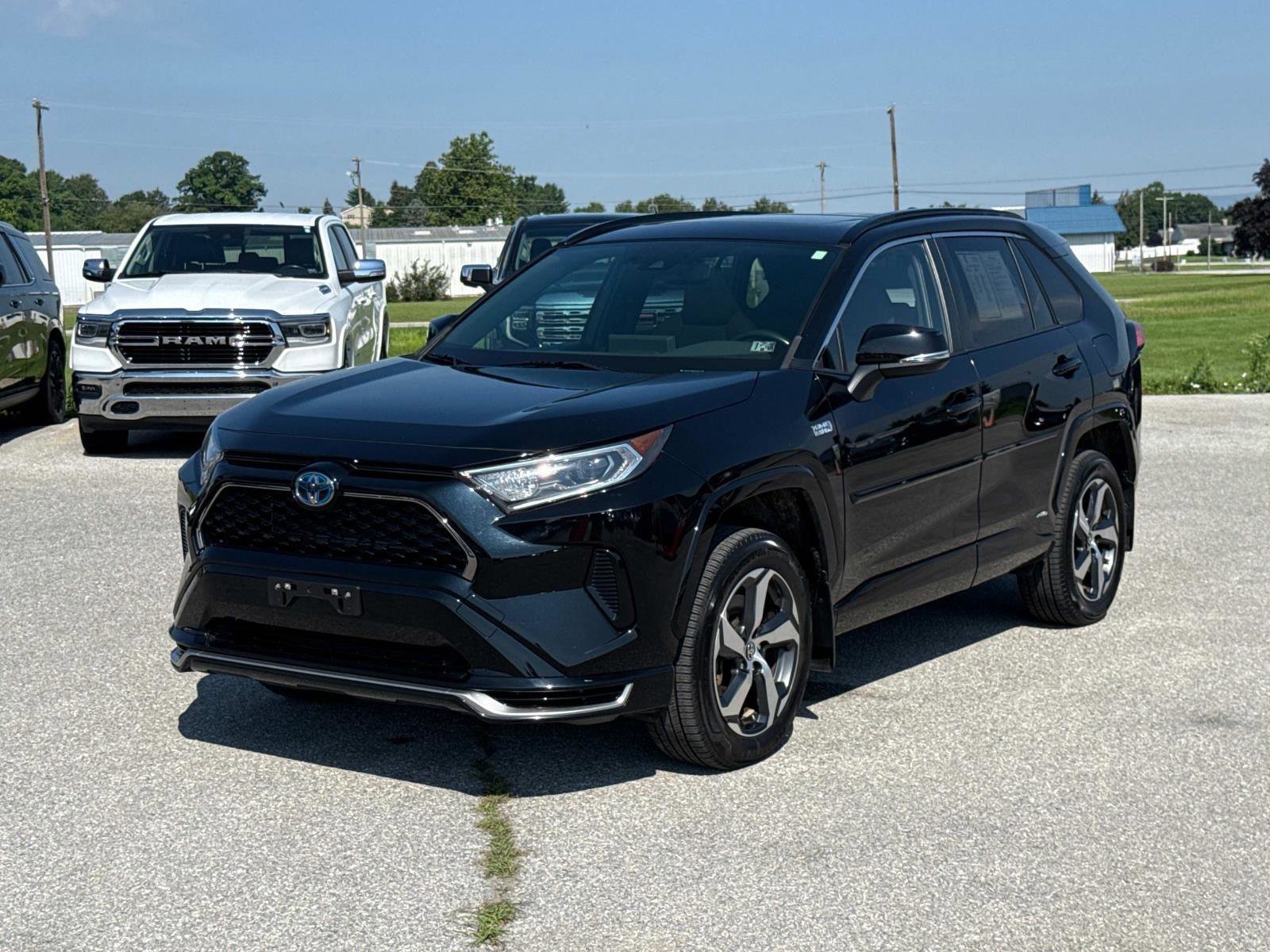 Used 2021 Toyota RAV4 SE image 27