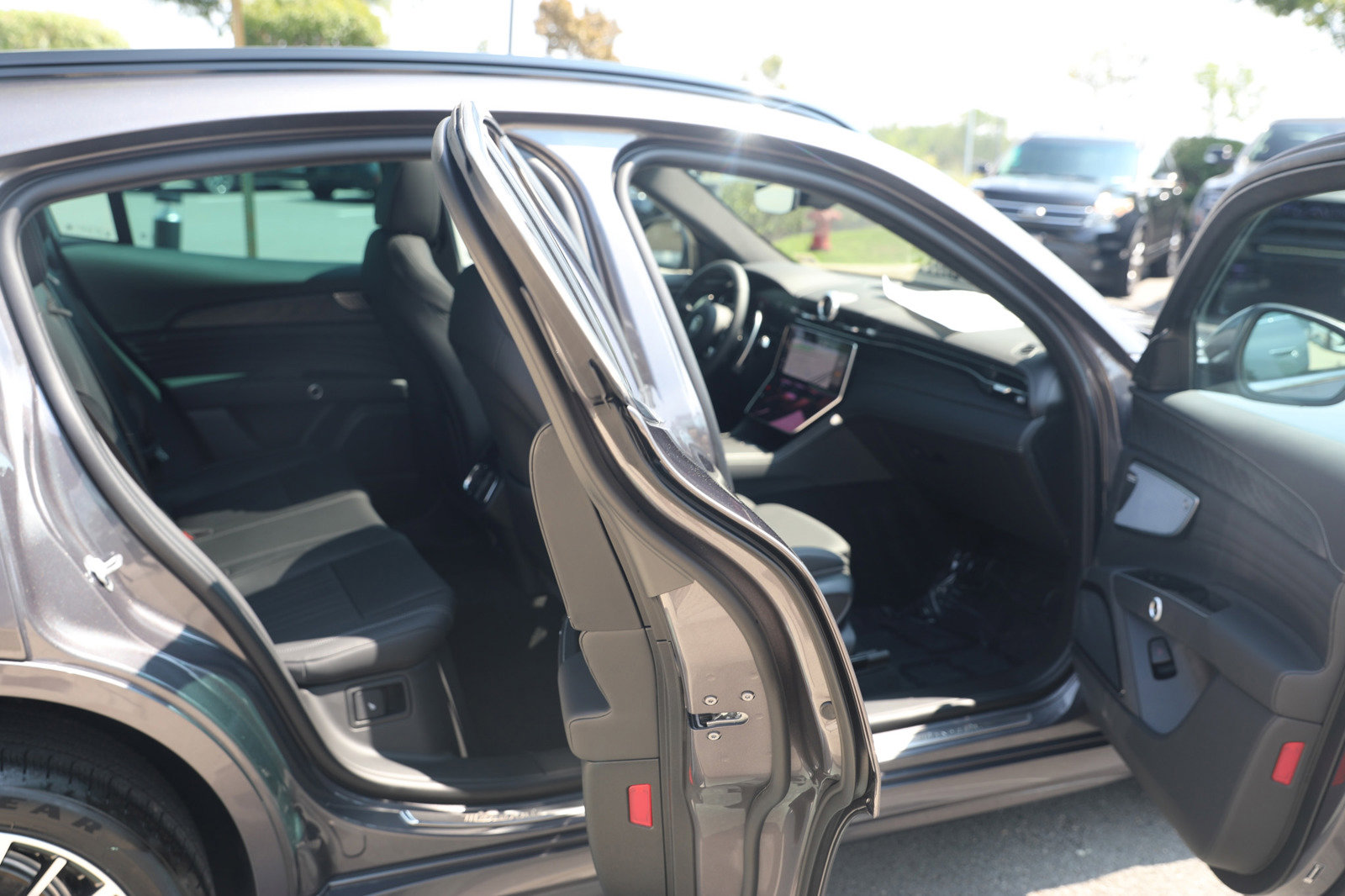 New 2024 Maserati Grecale GT image 56