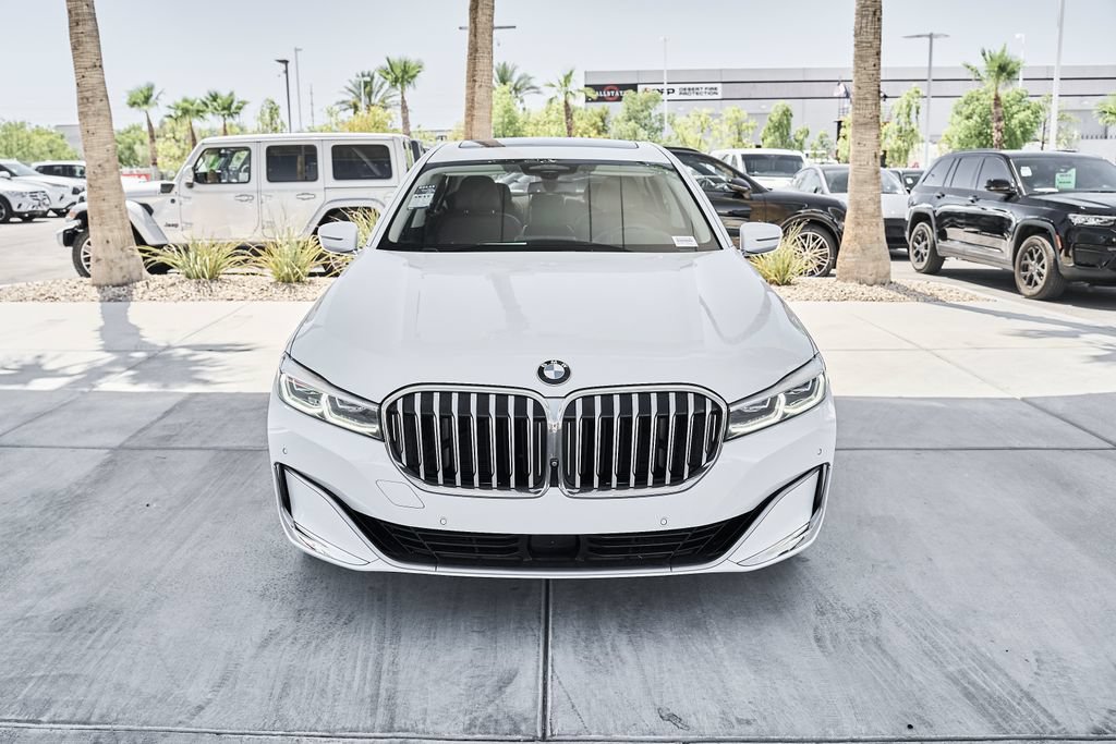 Used 2020 BMW 750i xDrive w/ Executive Package AWD/4WD image 8