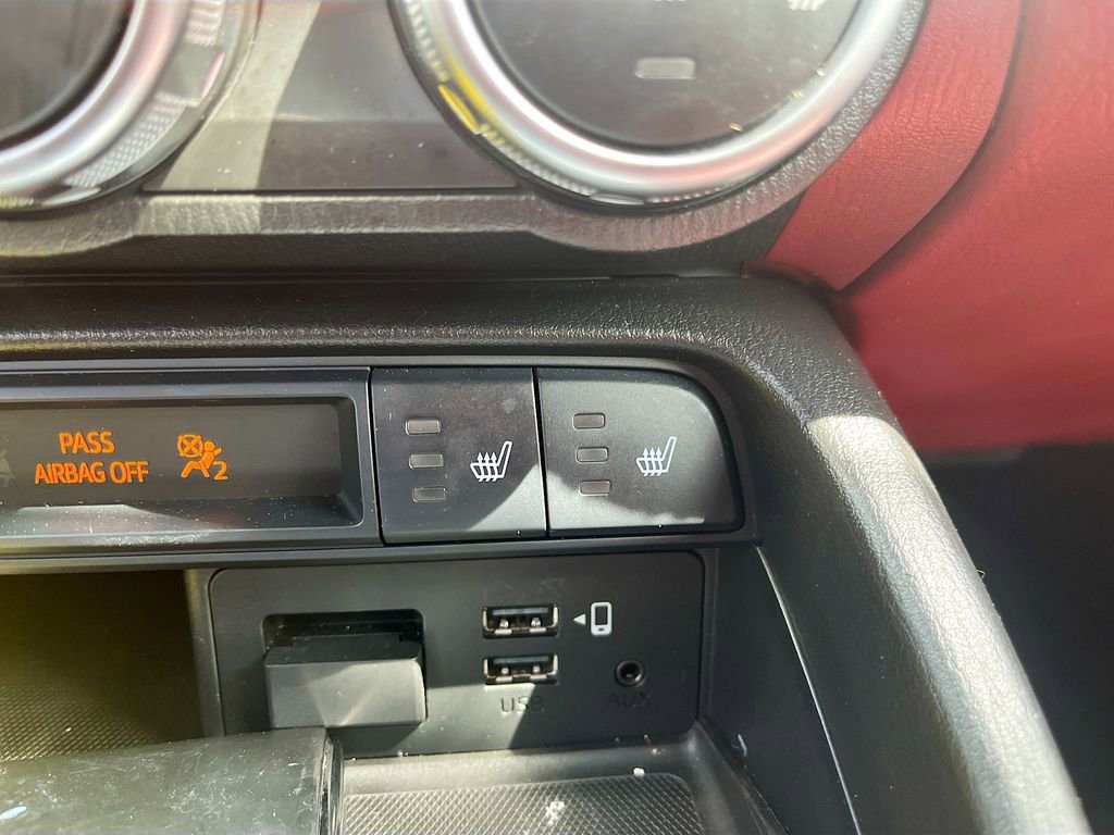 Used 2020 MAZDA MX-5 Miata RF Grand Touring image 28