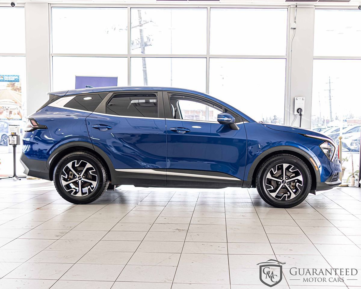 Used 2023 Kia Sportage EX FWD image 9