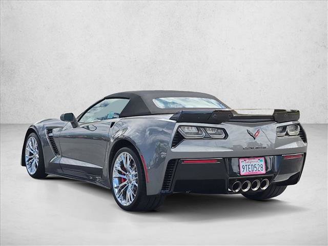 Used 2015 Chevrolet Corvette Z06 w/ 3LZ Preferred Equipment Group RWD image 9