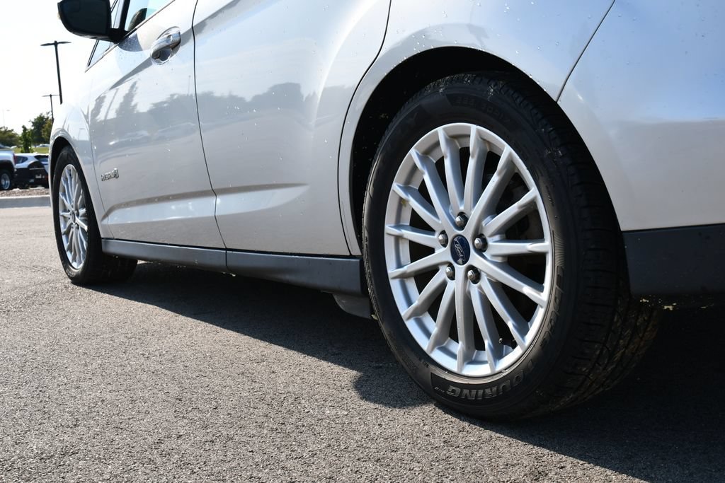 Used 2015 Ford C-MAX SE w/ Equipment Group 202A FWD image 10